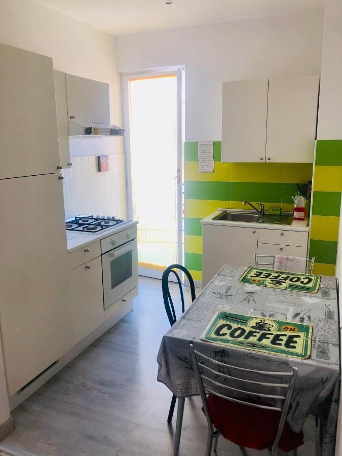Peaceful Apartment 1 Minute Walk To The Beach Ventimiglia Zewnętrze zdjęcie